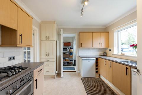 5 Addiston Grove, Balerno, EH14 7DD