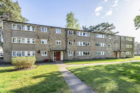 2 bedroom apartment to rent, Harmans Water Road,  Bracknell,  RG12