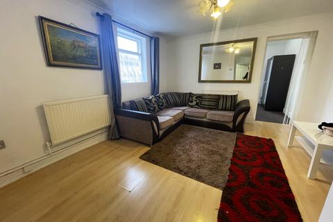 1 bedroom flat to rent, Balaam Street, London E13
