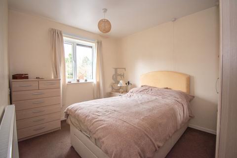 2 bedroom flat for sale - Fern Close, Thurnby
