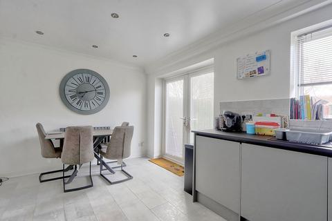 19 Barberry, Coulby Newham, Middlesbrough, TS8 0XG