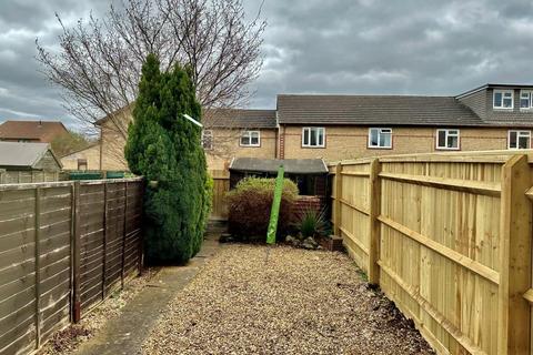1 bedroom terraced house to rent, Japonica Close,  Bicester,  OX26