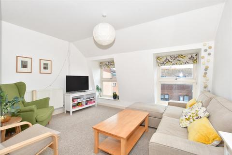 2 bedroom apartment for sale, East Walls, Chichester, West Sussex