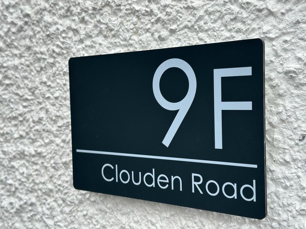 9f Clouden Road, Cumbernauld, Glasgow 3 bed terraced house £125,000