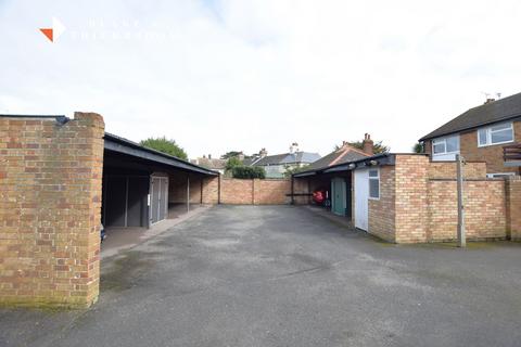4 Albany Chase, Clacton-on-sea, CO15 6HD