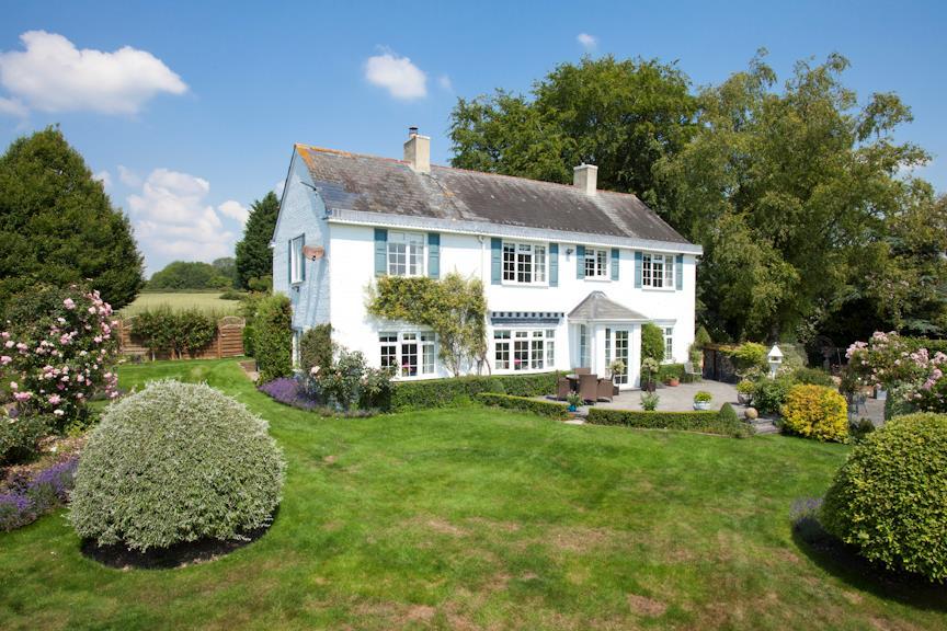 Forest Lane, Upper Chute, Andover... 4 bed detached house for sale £995,000