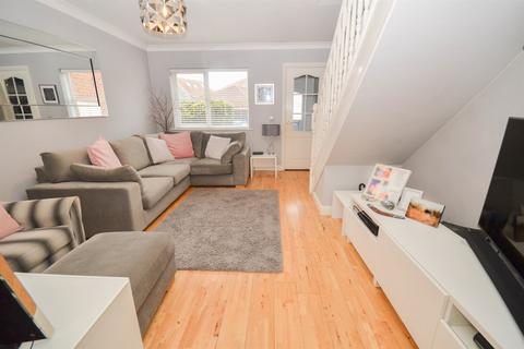 2 bedroom terraced house for sale, Haven Court, Roker