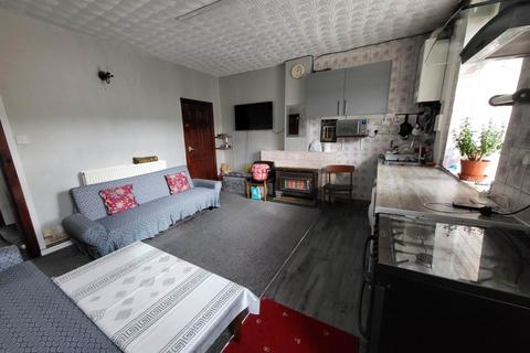 3 bedroom terraced house for sale - Wharf Street, Dewsbury