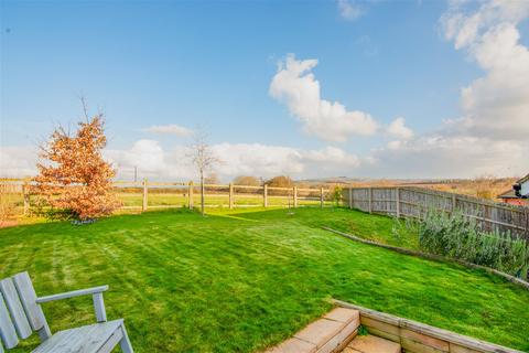 5 bedroom detached house for sale, Springhill Close, Shipston-on-stour, CV36 4PU