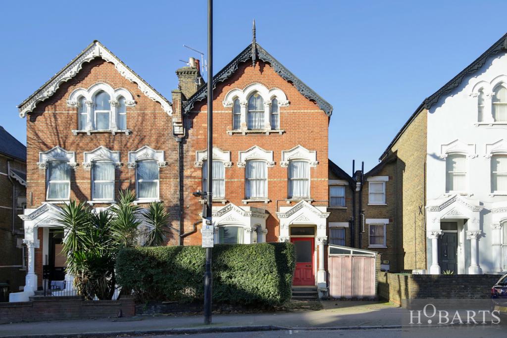 Finsbury Park, London N4 6 bed terraced house for sale £1,300,000