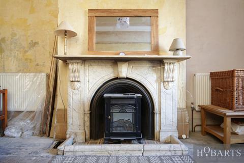 113 Upper Tollington Park, London, N4 4ND