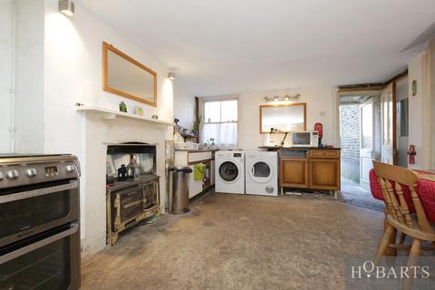 113 Upper Tollington Park, London, N4 4ND