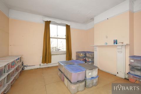 113 Upper Tollington Park, London, N4 4ND