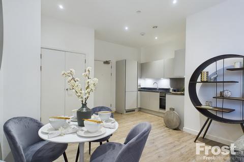 1 bedroom apartment for sale, London Road, Staines-upon-Thames, Surrey, TW18