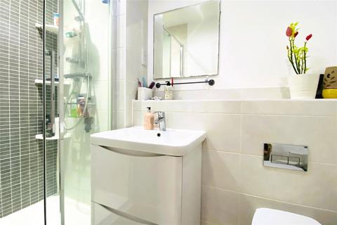 4 bedroom terraced house for sale - Staines-upon-Thames, Surrey TW19