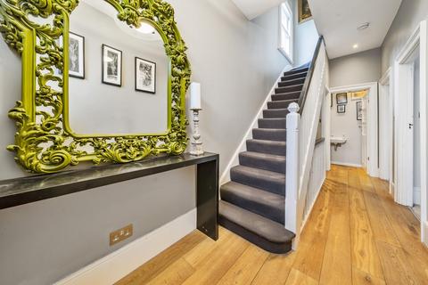 28 Spencer Walk, London, SW15 1PL