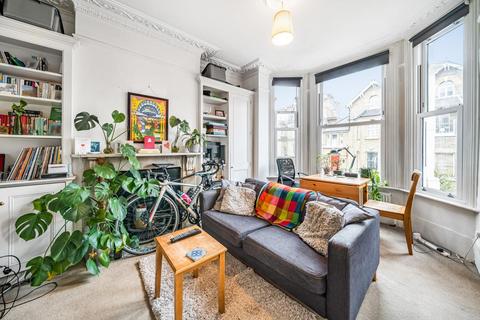 Flat 3, 19 Vardens Road, London, SW11 1RQ