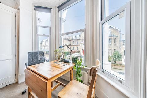 Flat 3, 19 Vardens Road, London, SW11 1RQ