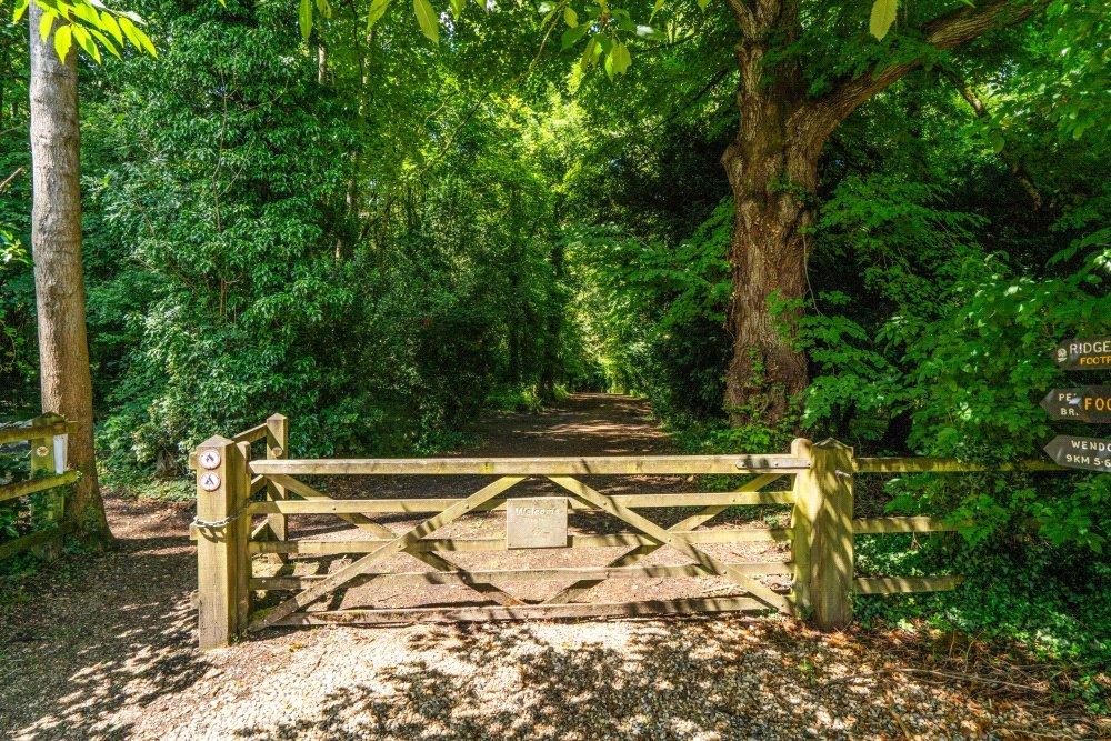 Tring Park Entrance