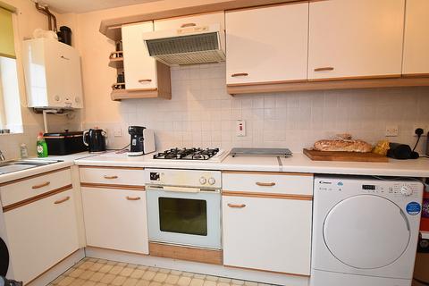 65 Cloverfields, Gillingham, SP8 4UR