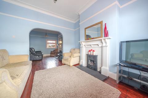122 Welholme Road, Grimsby, DN32 0NG