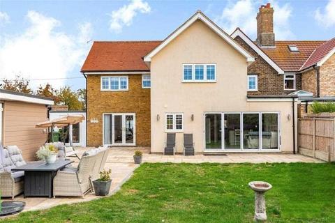 5 bedroom semi-detached house for sale, Ockendon Road, Romford, UPMINSTER