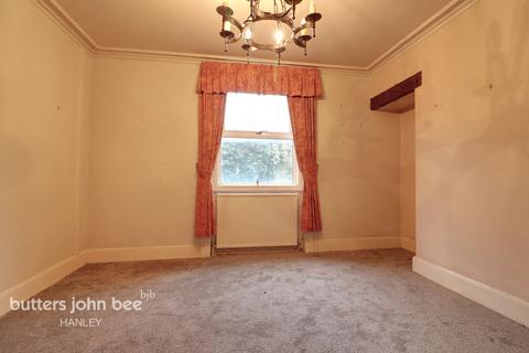 4 bedroom terraced house for sale, Stockwell Street, Leek ST13 6DH