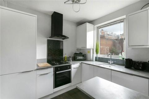 2 bedroom flat for sale - Pathfield Road, London, London, SW16 5NN
