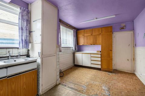 27 Crown Road, Kidlington, OX5 1AG
