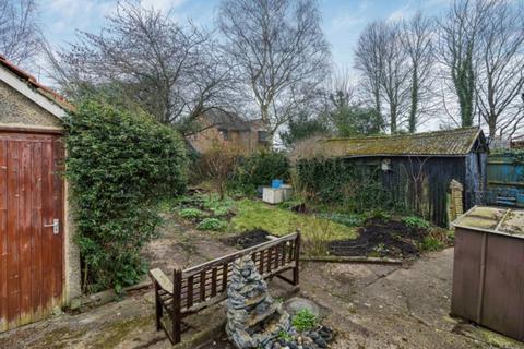 27 Crown Road, Kidlington, OX5 1AG