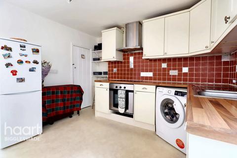 2 bedroom end of terrace house for sale, Blackbird Street, Potton