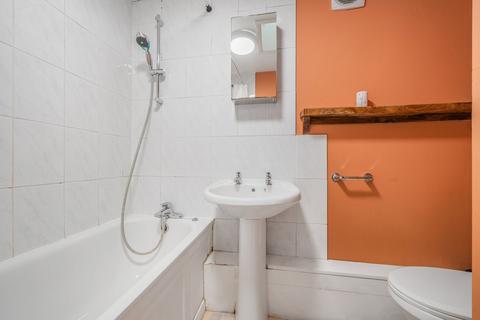 25 Elgar Road, Reading, RG2 0DQ