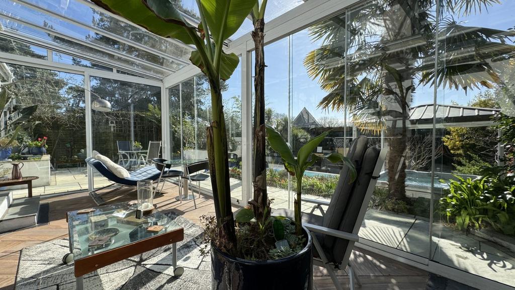 Garden Room