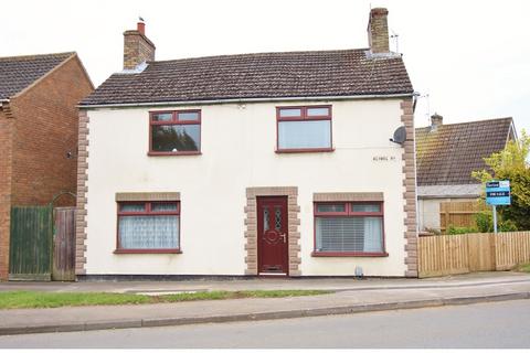 4 bedroom detached house for sale, Aliwal Road, Peterborough PE7
