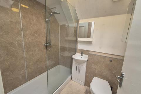 2 bedroom flat for sale, Thatcham,  Berkshire,  RG19