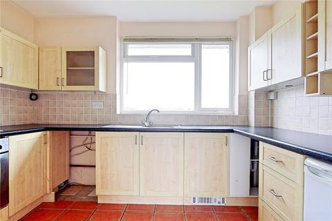 12 Ashwood Drive, Rustington, Littlehampton, BN16 3EP