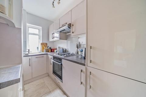 1 bedroom flat for sale, Sutton Court Road, Chiswick