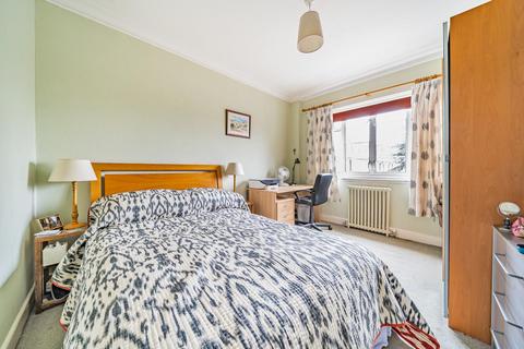 1 bedroom flat for sale, Sutton Court Road, Chiswick