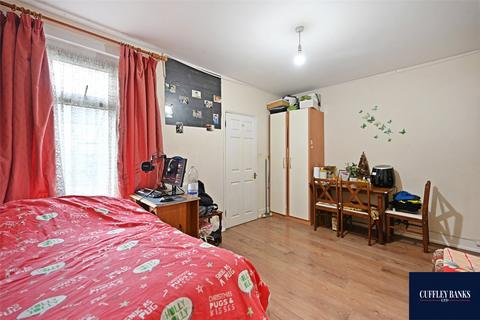 3 bedroom terraced house for sale, Lancelot Road, Wembley, Middlesex, HA0