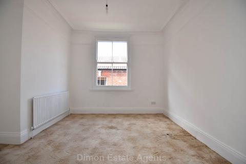 2 bedroom flat for sale, Ashburton Road, Alverstoke