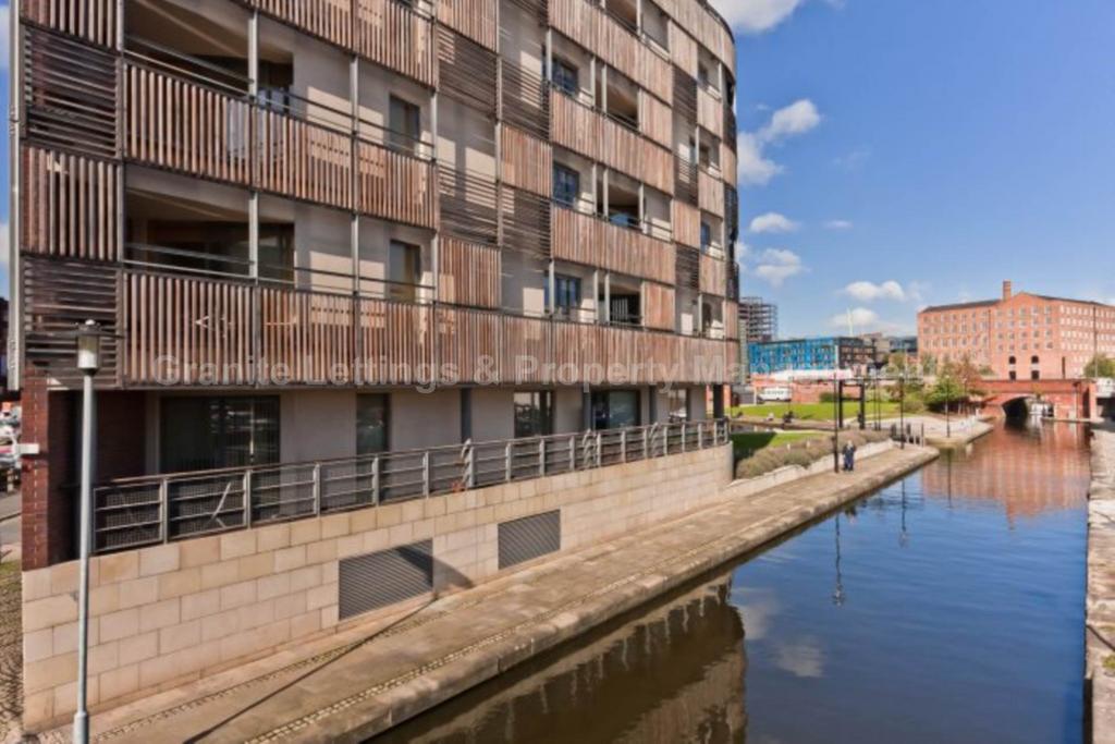 Vantage Quay, 5 Brewer Street, Northern Quarter, M1 2ER 2 bed apartment ...