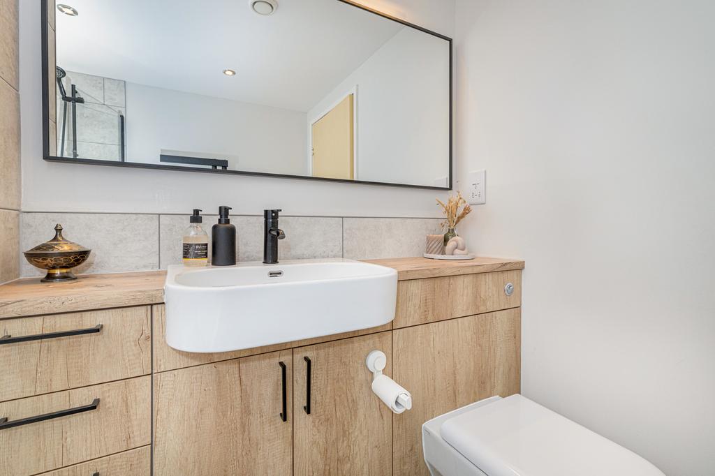 Main Bathroom
