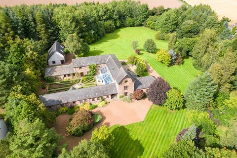 6 bedroom detached house for sale - Home Farm, By Auchterarder, Perthshire