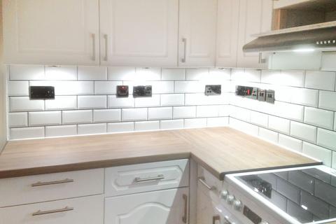 9a Denham Road, London, N20 0DN