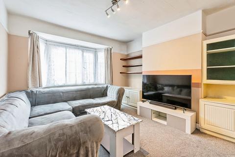 2 bedroom maisonette for sale, Denham Road, London, N20