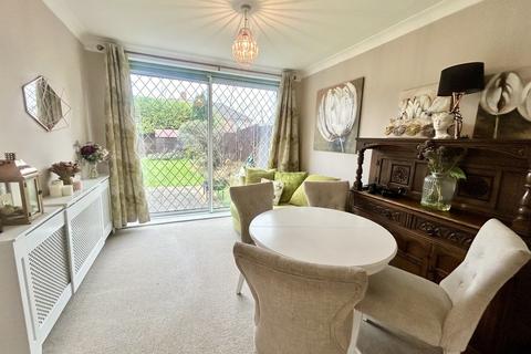 4 bedroom semi-detached house for sale - Rowlands Crescent, Solihull