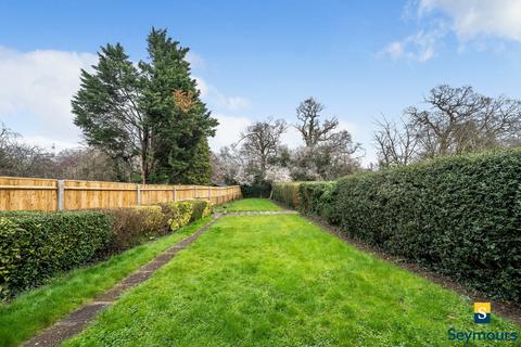 39 Almond Close, Guildford, GU1 1NW