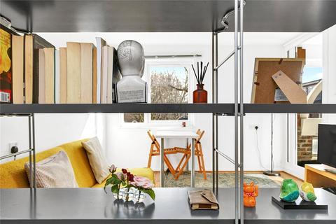 278 Mile End Road, London, E1 4LJ