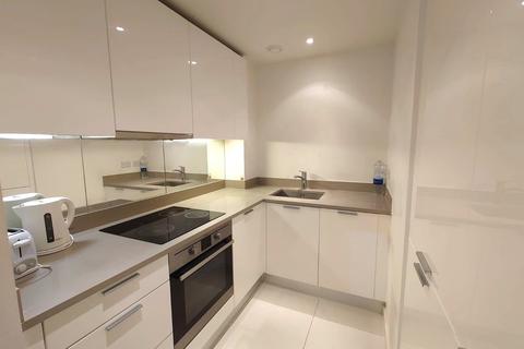 1 bedroom apartment for sale, Cardinal Building, Station Approach, Hayes, Greater London, UB3