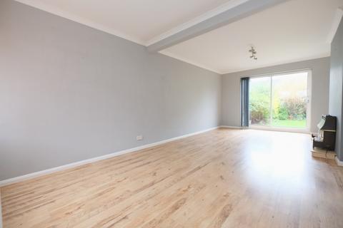 8 Rye Field, Orpington, BR5 4PA